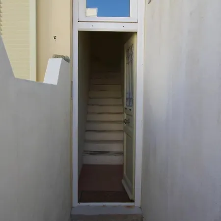 Apartment Cozy Loft In A Ermoupoli