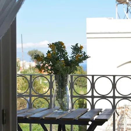 Cozy Loft In A Ermoupoli