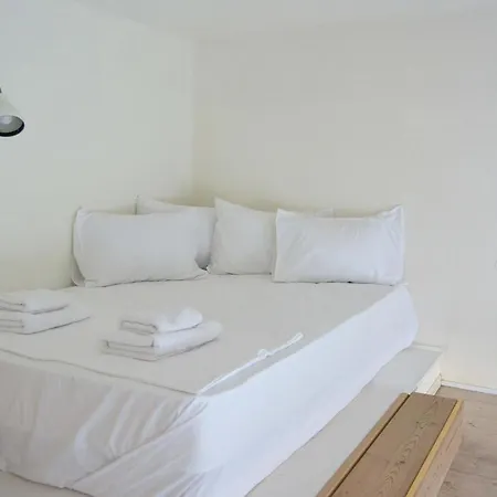 Cozy Loft In A * Ermoupoli